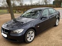 Gebraucht BMW 318 143 PS (105 kW) 2008 Schwarz Limousine