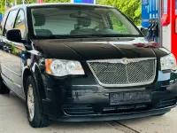 Gebraucht Chrysler Voyager 163 PS (119 kW) 2009 Schwarz Van / Kleinbus