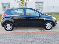 Gebraucht Hyundai i20 Classic 77 PS (56 kW) 2011 Black diamond Kleinwagen