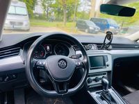 Gebraucht VW Passat Comfortline 150 PS (110 kW) 2016 Grau Kombi