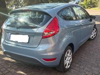 Używany Ford Fiesta 97 KM (71 kW) 2008 Szary Hatchback