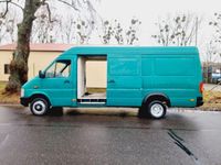 Second-hand VW LT 109 CP (80 kW) 2002 Verde Monovolum