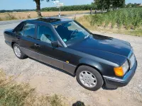 Gebraucht Mercedes 200 118 PS (86 kW) 1991 Grau Limousine