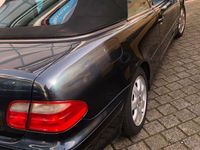 gebraucht Mercedes CLK230 