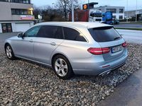 Gebraucht Mercedes E200 Avantgarde 150 PS (110 kW) 2017 Silber Kombi