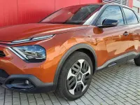 Gebraucht Citroën C4 Feel 131 PS (96 kW) 2022 Karamellbraun Limousine