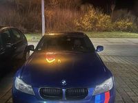 Gebraucht BMW 318 143 PS (105 kW) 2009 Blau Limousine