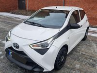 Gebraucht Toyota Aygo 72 PS (52 kW) 2020 Weiß Kleinwagen