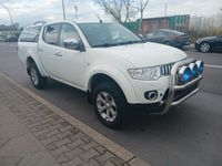 gebraucht Mitsubishi L200 Intense Doppelkabine 4WD Automatik