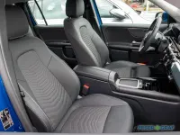Gebraucht Mercedes GLB200 150 PS (110 kW) 2024 Spektralblau met SUV