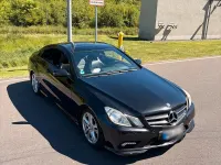 Gebraucht Mercedes E500 388 PS (285 kW) 2009 Schwarz Coupé