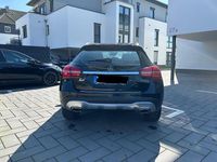 Gebraucht Mercedes GLA220 177 PS (130 kW) 2017 Schwarz SUV