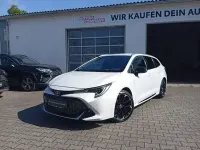 Gebraucht Toyota Corolla Basis 184 PS (135 kW) 2022 Platinumweiss perleffekt Kombi