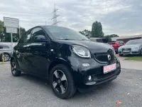 Gebraucht Smart ForFour 90 PS (66 kW) 2018 Schwarz Kleinwagen