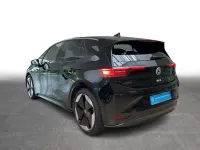 Gebraucht VW ID.3 Pro 169 kW (231 PS) 2024 Grenadillschwarz metallic Kleinwagen