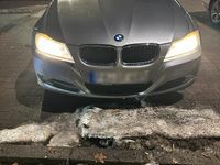 Second-hand BMW 320 170 CP (125 kW) 2009 Gri Berlinǎ