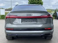 Używany Audi e-tron S-Line 230 kW (313 KM) 2022 Szary SUV