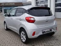 Gebraucht Hyundai i10 GO! 67 PS (49 kW) 2023 Sleek silver Kleinwagen