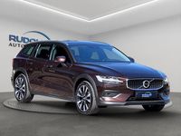 Gebraucht Volvo V60 CC Pro 190 PS (139 kW) 2019 Havana brown Kombi