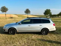 Gebraucht VW Passat 110 PS (80 kW) 2009 Silber Kombi