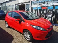 Gebraucht Ford Fiesta 60 PS (44 kW) 2010 Rot Kleinwagen