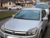 Gebraucht Opel Astra 105 PS (77 kW) 2005 Grau Kleinwagen