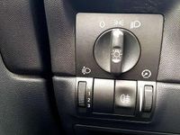 Gebraucht Opel Corsa Sport 75 PS (55 kW) 2004 Silber Limousine