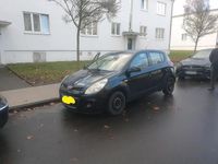 Gebraucht Hyundai i20 78 PS (57 kW) 2011 Schwarz Kleinwagen