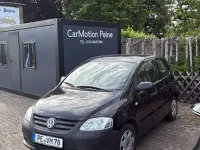 Gebraucht VW Fox Basis 60 PS (44 kW) 2011 Schwarz Kleinwagen