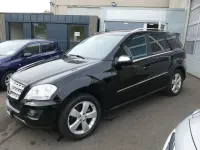 Gebraucht Mercedes ML350 224 PS (164 kW) 2009 Schwarz SUV