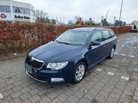 Gebraucht Skoda Superb Elegance 200 PS (147 kW) 2011 Blau Kombi