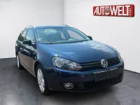 Gebraucht VW Golf VII Match 122 PS (89 kW) 2013 Blau Kombi