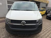 Second-hand VW Transporter 110 CP (80 kW) 2022 Alb Van
