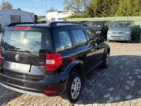 Używany Skoda Yeti Active 110 KM (80 kW) 2015 Czarny SUV