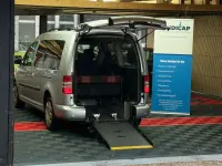 Gebraucht VW Caddy Maxi 140 PS (102 kW) 2012 Silber Van / Kleinbus