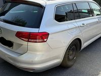 Gebraucht VW Passat Trendline 150 PS (110 kW) 2016 Silber Kombi