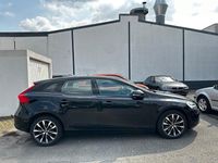 Gebraucht Volvo V40 150 PS (110 kW) 2018 Schwarz SUV