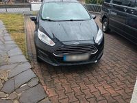 Gebraucht Ford Fiesta 82 PS (60 kW) 2015 Schwarz Kleinwagen