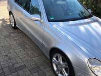 Gebraucht Mercedes E200 Avantgarde 184 PS (135 kW) 2008 Silber Limousine