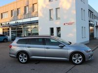 Gebraucht VW Passat Business 200 PS (147 kW) 2022 Pyritsilber metallic Kombi