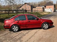 Gebraucht VW Bora 1999 Rot Limousine