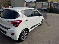 Gebraucht Hyundai i10 Style 87 PS (63 kW) 2016 Weiß Kleinwagen