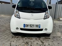 Gebraucht Peugeot iON Active 49 kW (67 PS) 2015 Weiß Kleinwagen