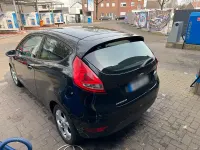 Gebraucht Ford Fiesta 71 PS (52 kW) 2012 Schwarz Kleinwagen