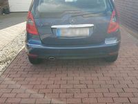 Gebraucht Mercedes A180 109 PS (80 kW) 2010 Blau Kleinwagen