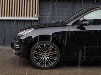 Gebraucht Porsche Macan Turbo Performance Package 441 PS (324 kW) 2017 Tiefschwarz SUV