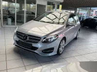 Gebraucht Mercedes B180 Edition 122 PS (89 kW) 2017 Silber Van / Kleinbus