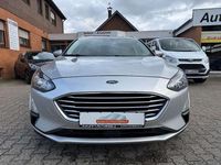 Gebraucht Ford Focus Cool & Connect 120 PS (88 kW) 2020 Silber Kombi