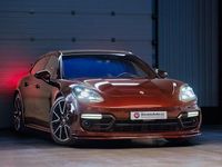 Gebraucht Porsche Panamera Turbo Sport Turismo 549 PS (403 kW) 2018 Rot Limousine