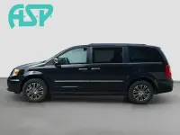 Używany Chrysler Voyager 177 KM (130 kW) 2016 Czarny Minivan